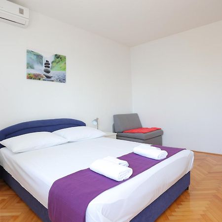 Apartments By The Sea Brela, Makarska - 2718 Rom bilde